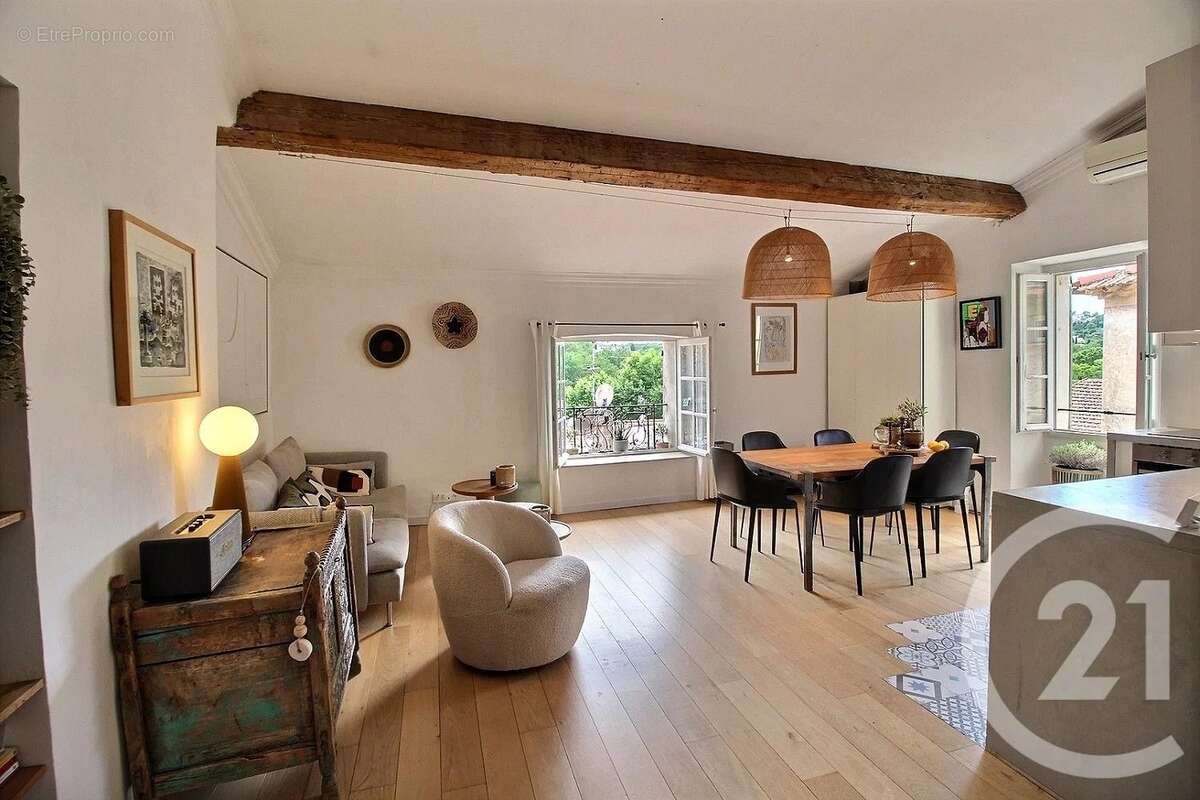 Appartement à VALBONNE