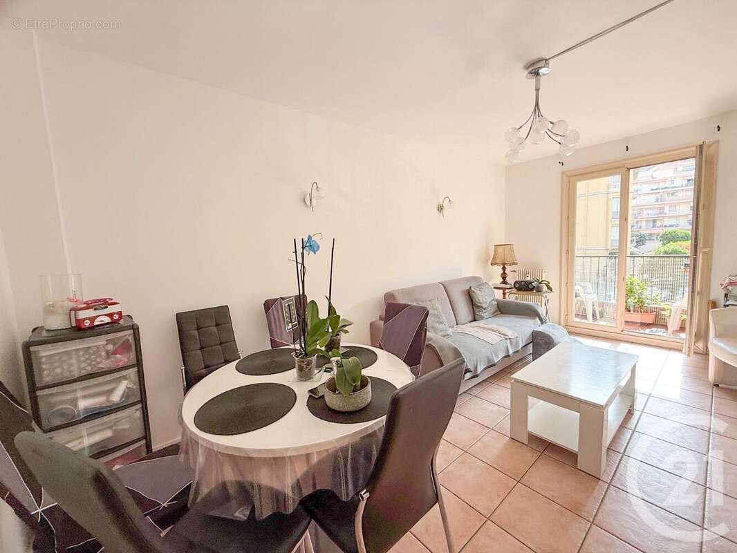 Appartement à MENTON