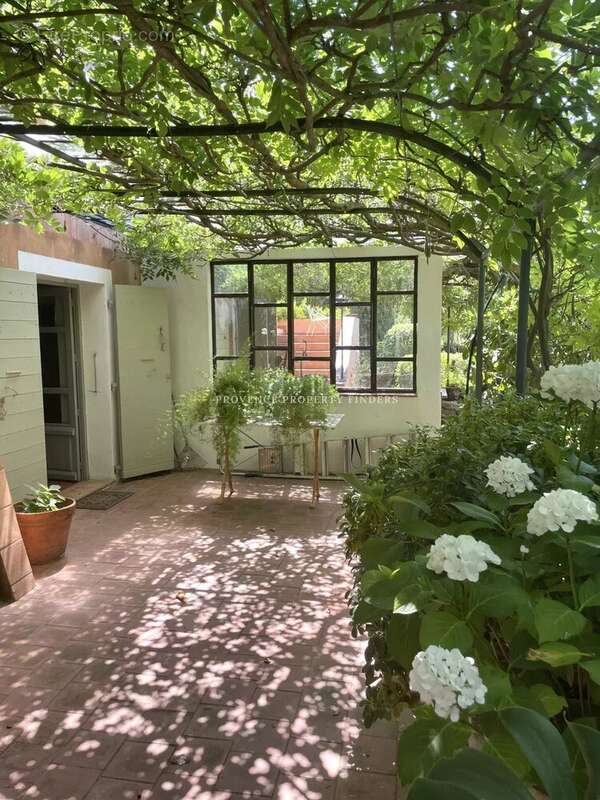 Maison à SILLANS-LA-CASCADE