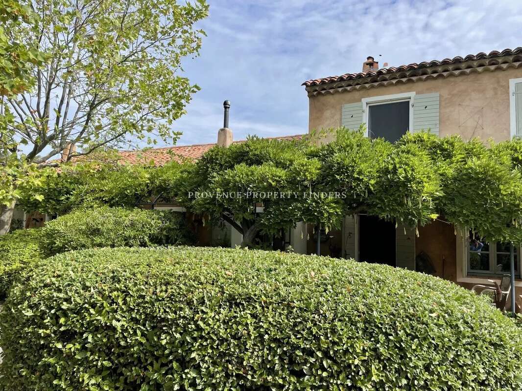 Maison à SILLANS-LA-CASCADE