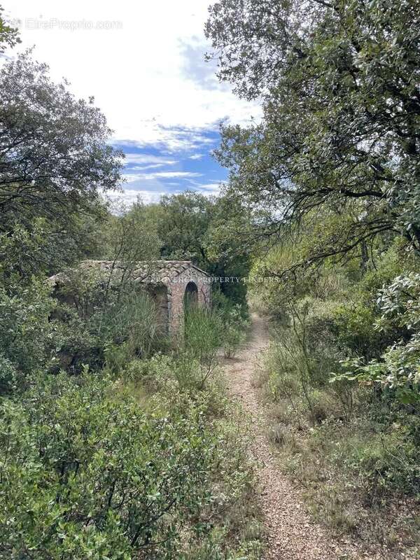 Maison à SILLANS-LA-CASCADE