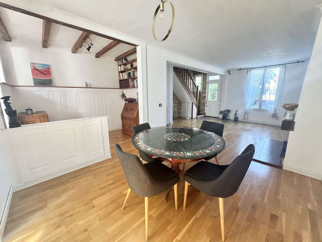 Maison à SAINT-PRIX