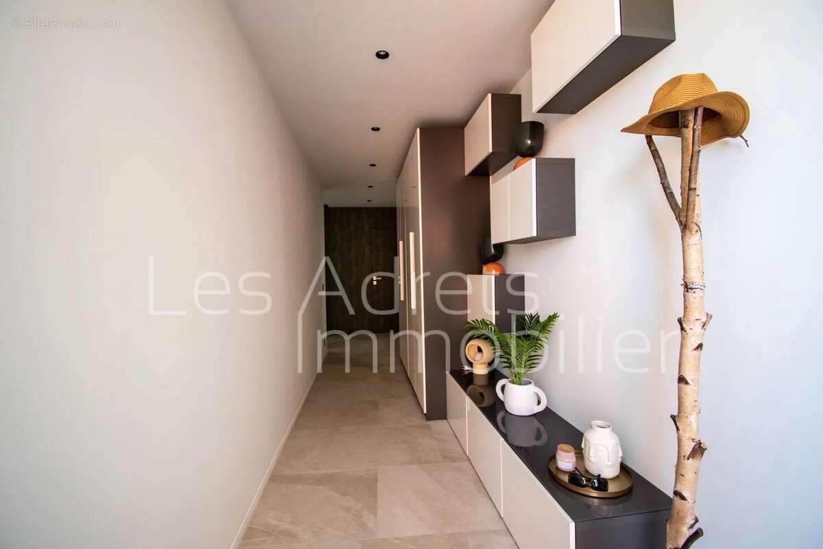 Appartement à LES ADRETS-DE-L&#039;ESTEREL