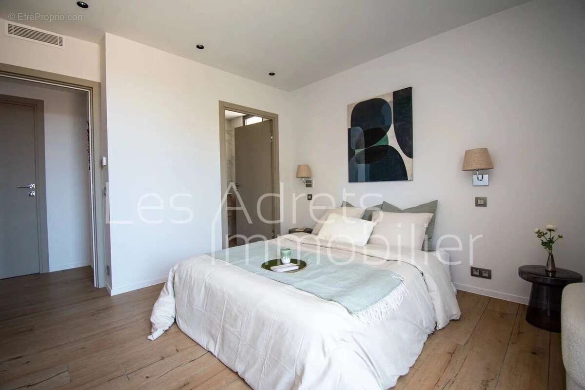 Appartement à LES ADRETS-DE-L&#039;ESTEREL