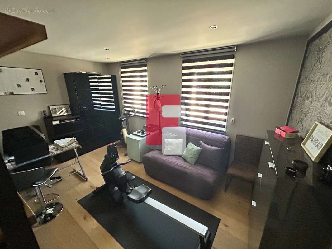 Maison à MESNIL-SAINT-PERE