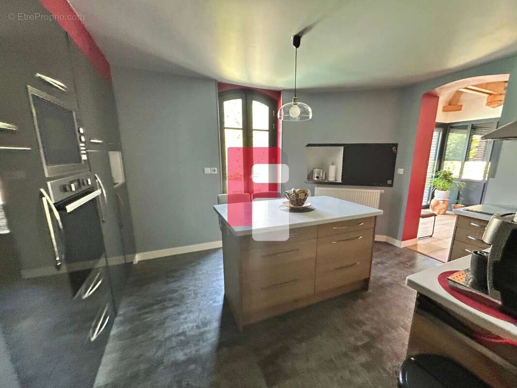 Maison à MESNIL-SAINT-PERE