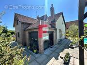 Maison à MESNIL-SAINT-PERE