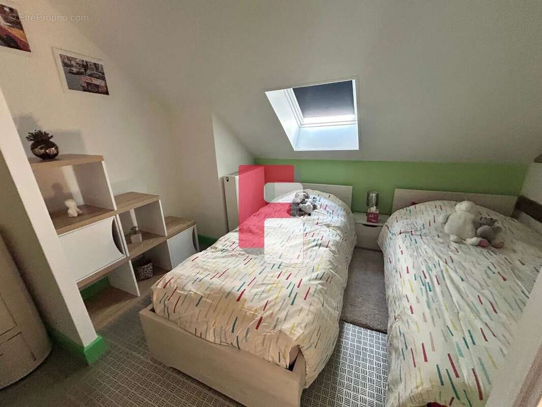 Maison à MESNIL-SAINT-PERE