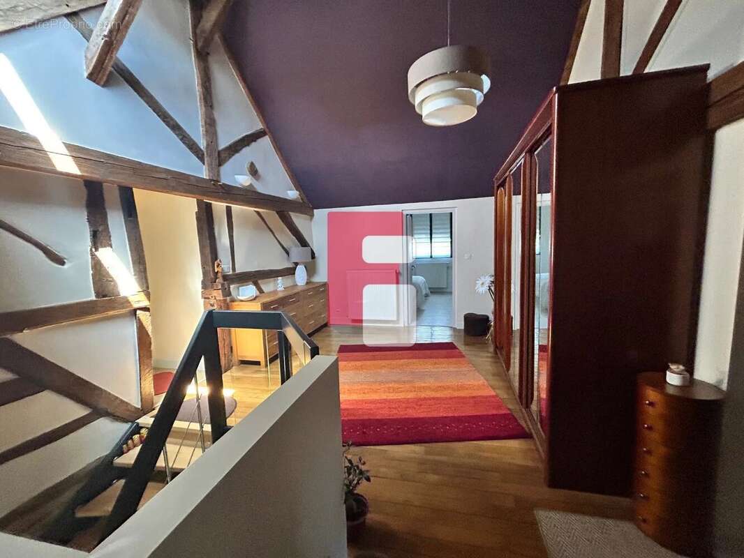 Maison à MESNIL-SAINT-PERE