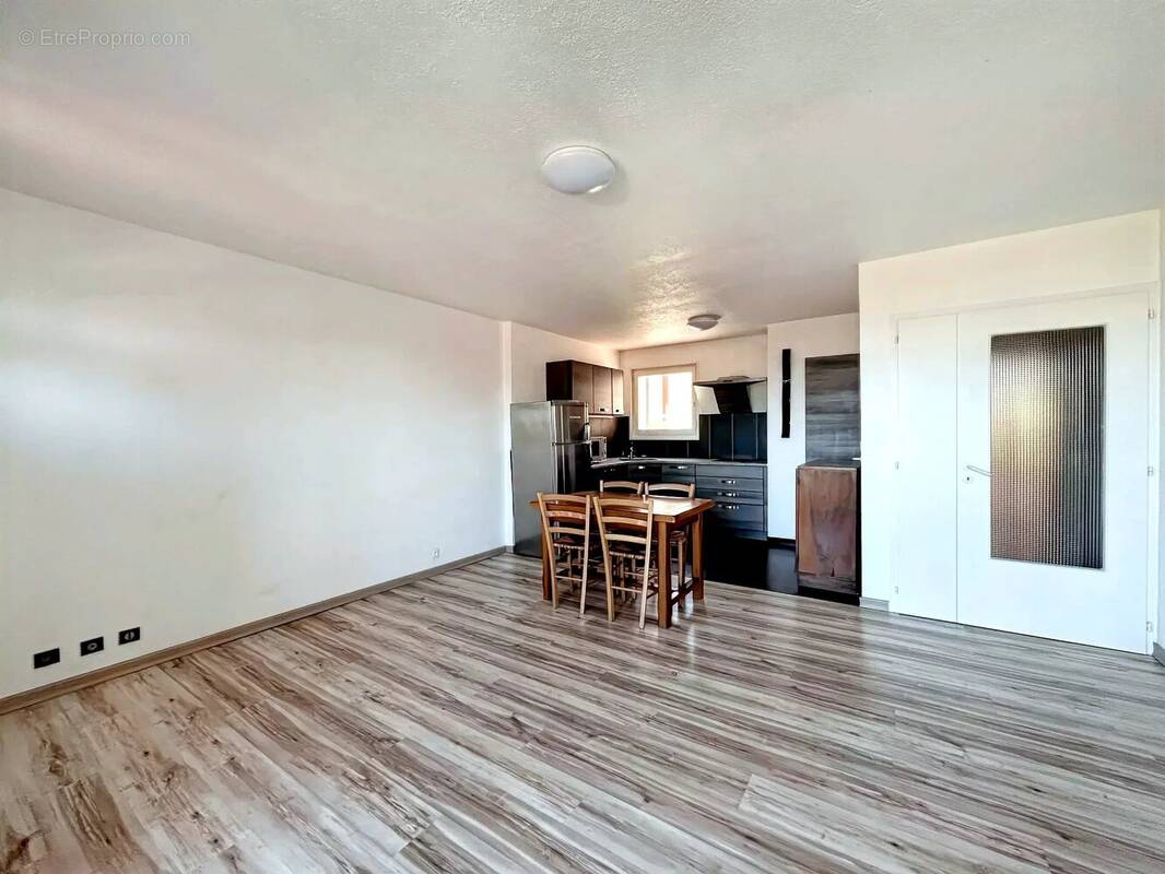 Appartement à EVIAN-LES-BAINS