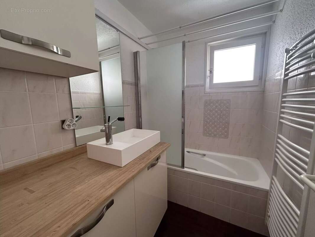 Appartement à EVIAN-LES-BAINS