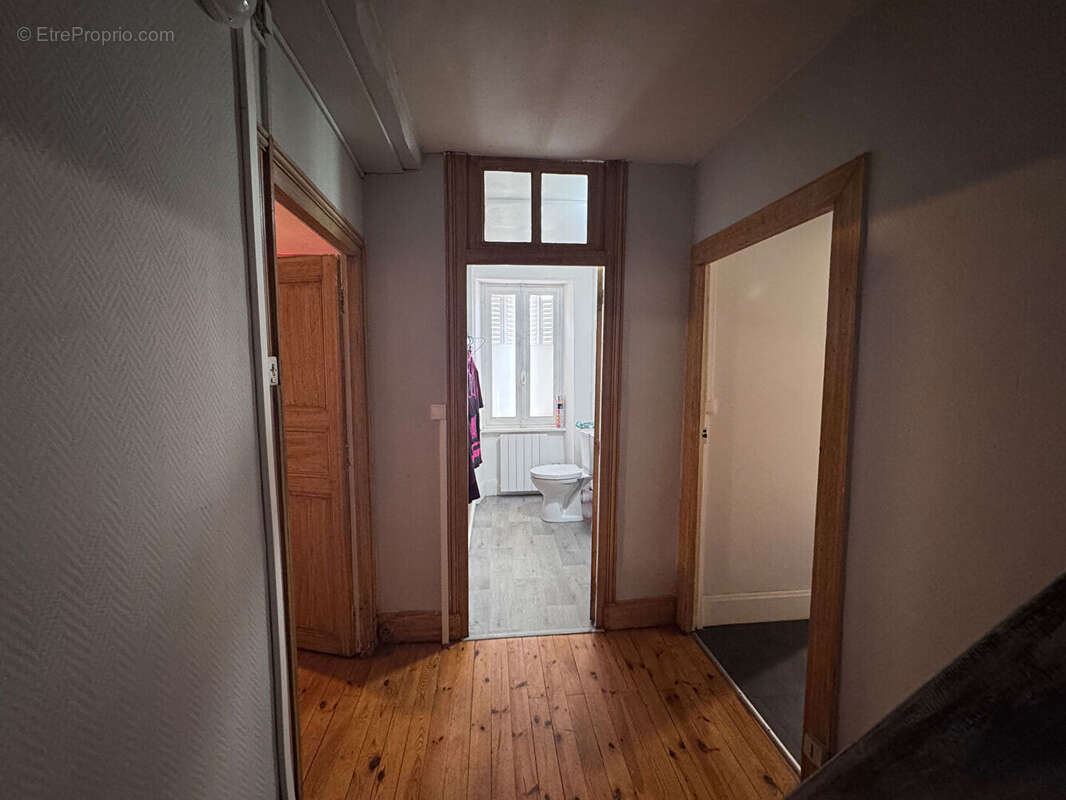 Autre à PUY-GUILLAUME