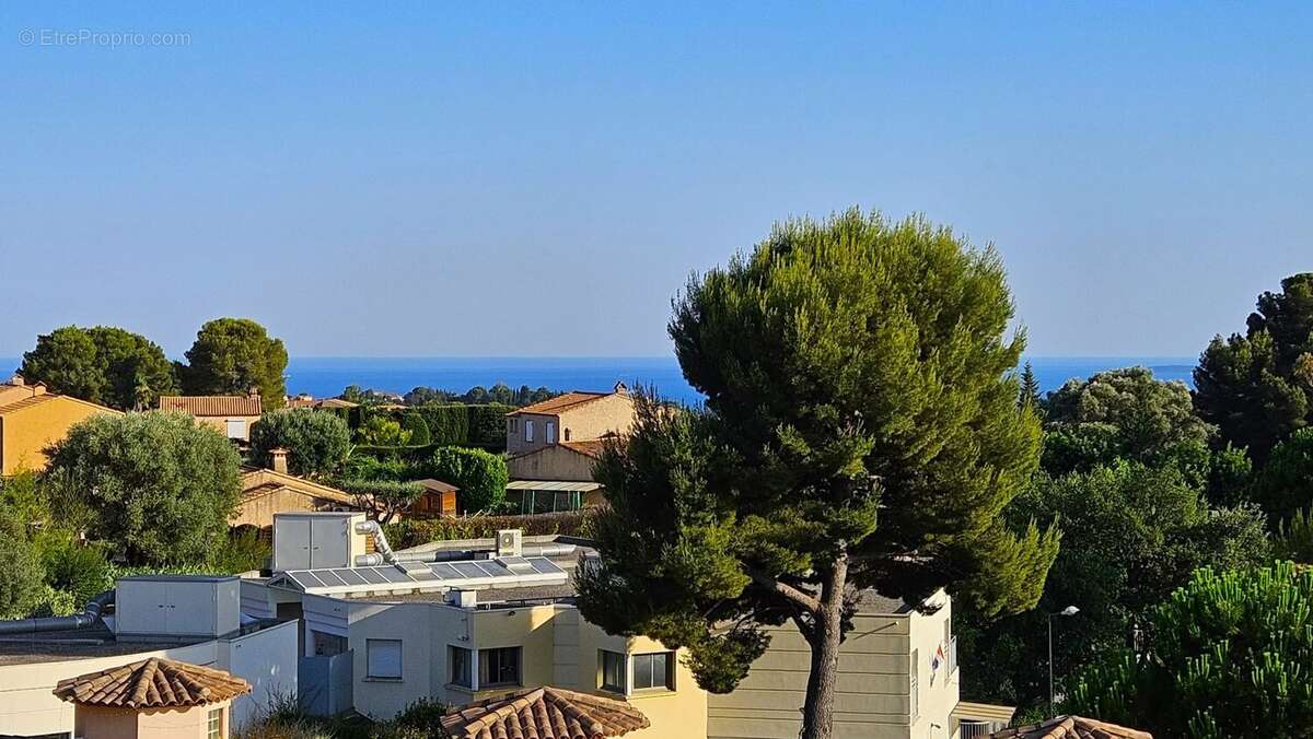 Appartement à LA GAUDE