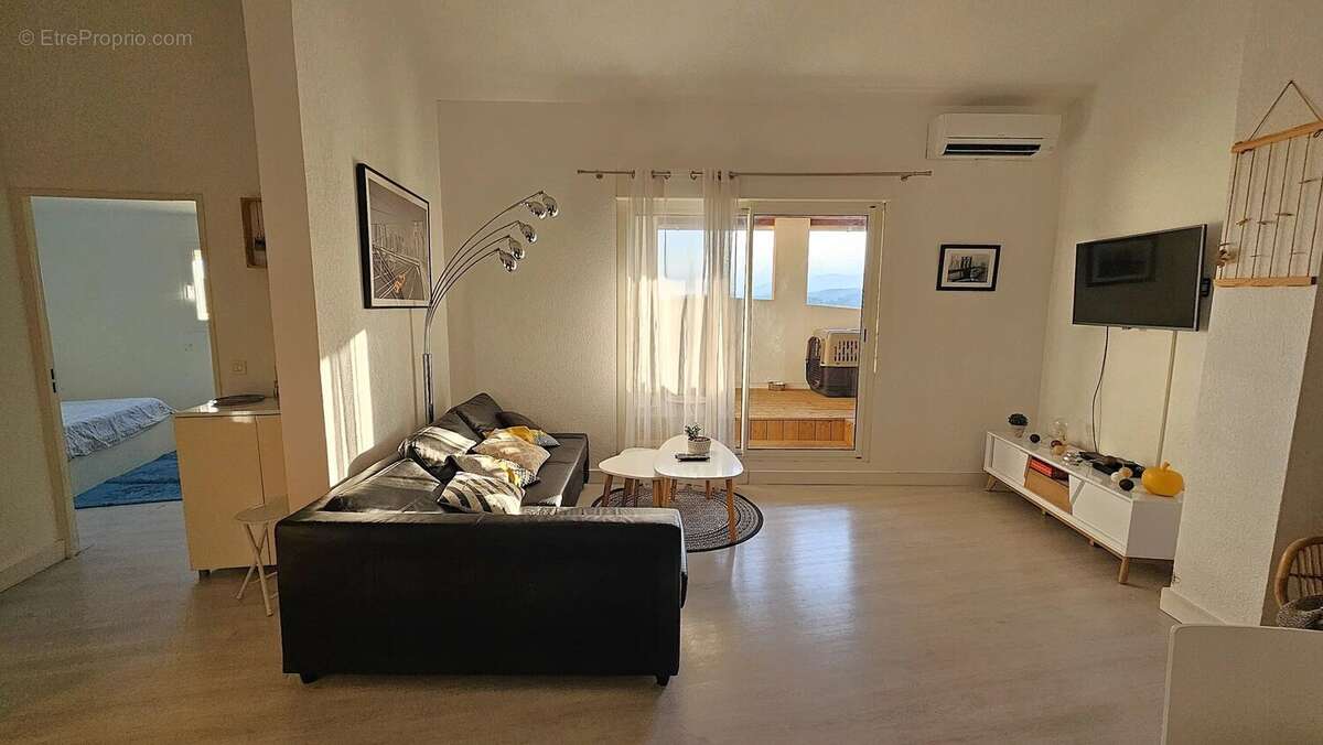 Appartement à LA GAUDE