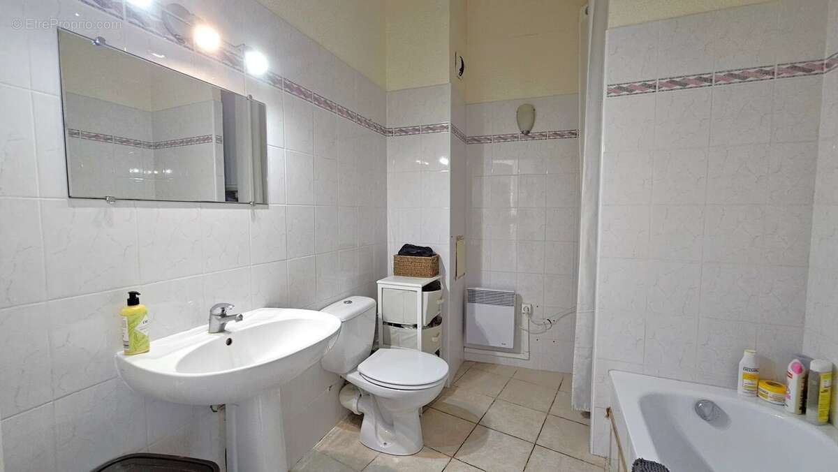 Appartement à LA GAUDE