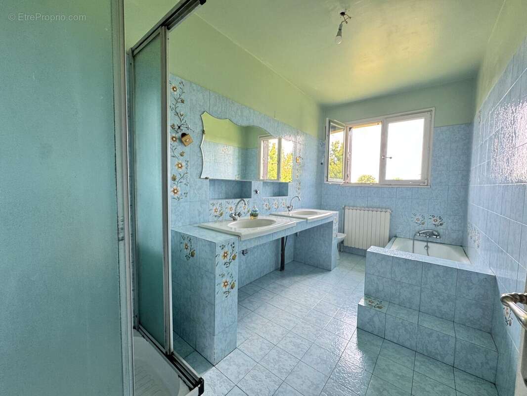 Maison à SAINT-LEOPARDIN-D'AUGY