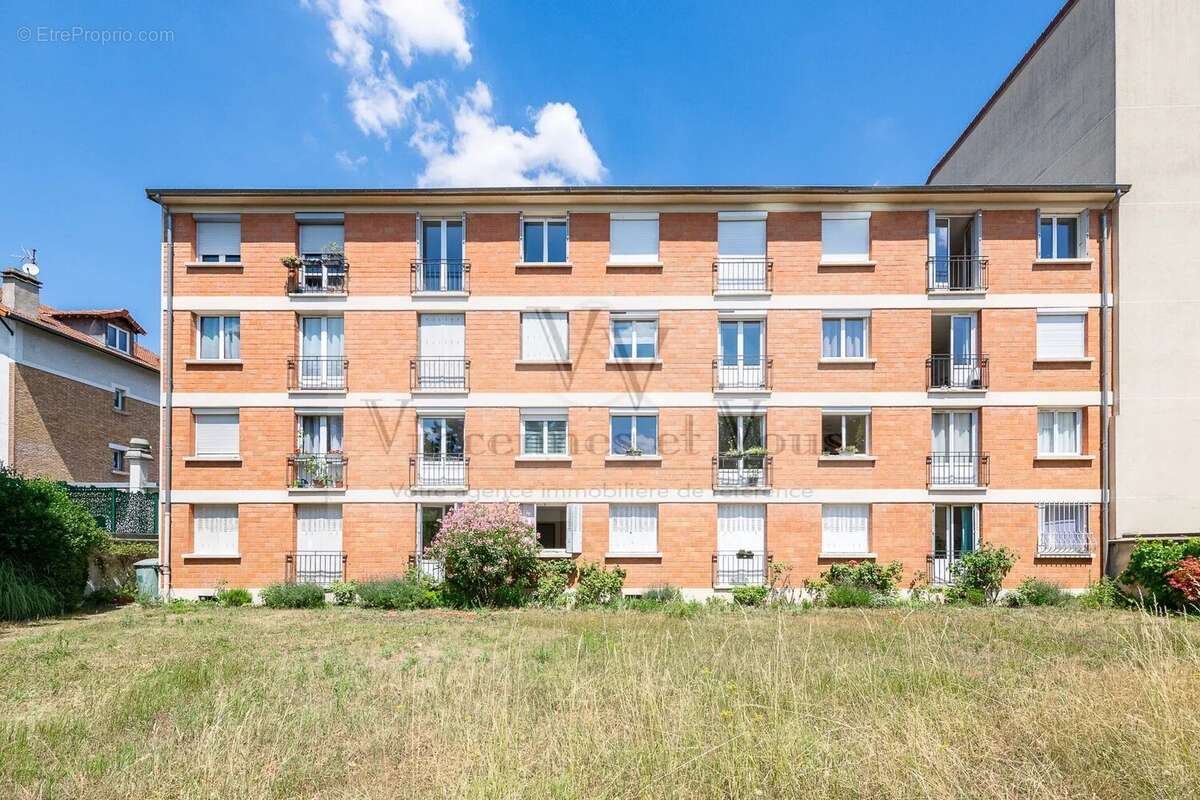 Appartement à FONTENAY-SOUS-BOIS