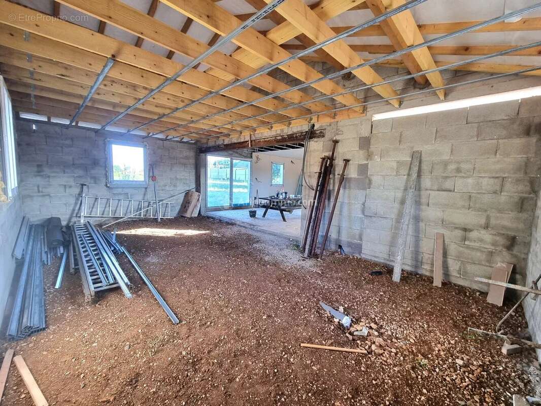 Maison à PREZ-SOUS-LAFAUCHE