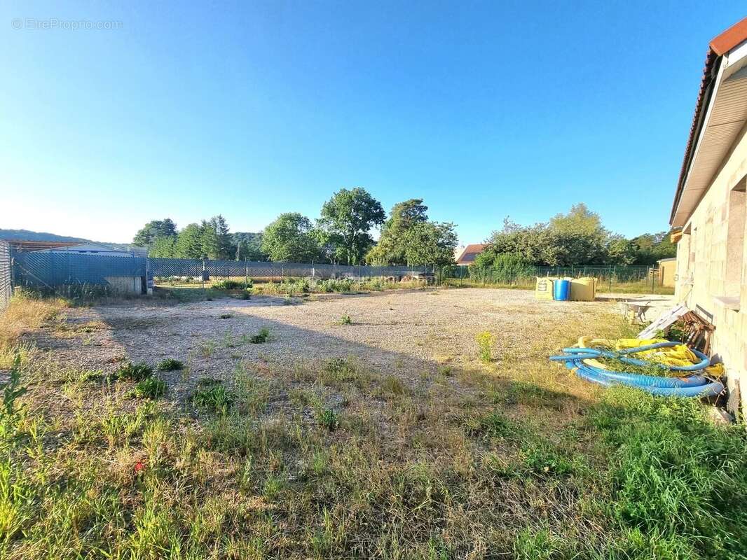 Maison à PREZ-SOUS-LAFAUCHE