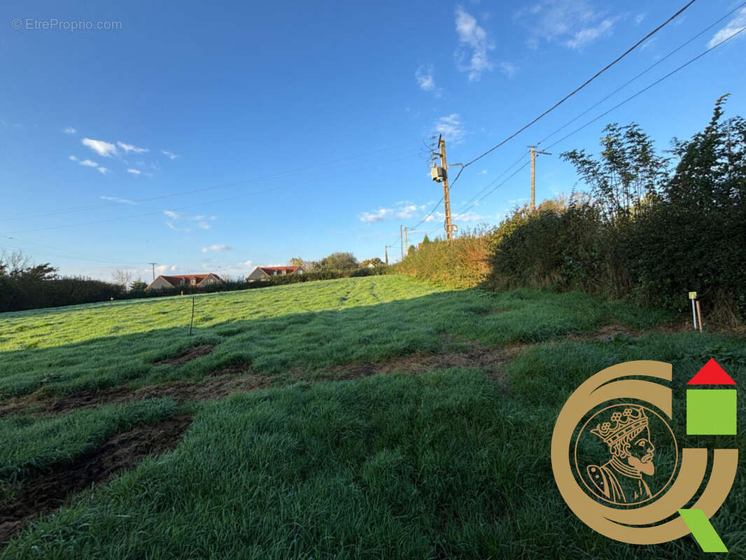 Terrain à ERGNY