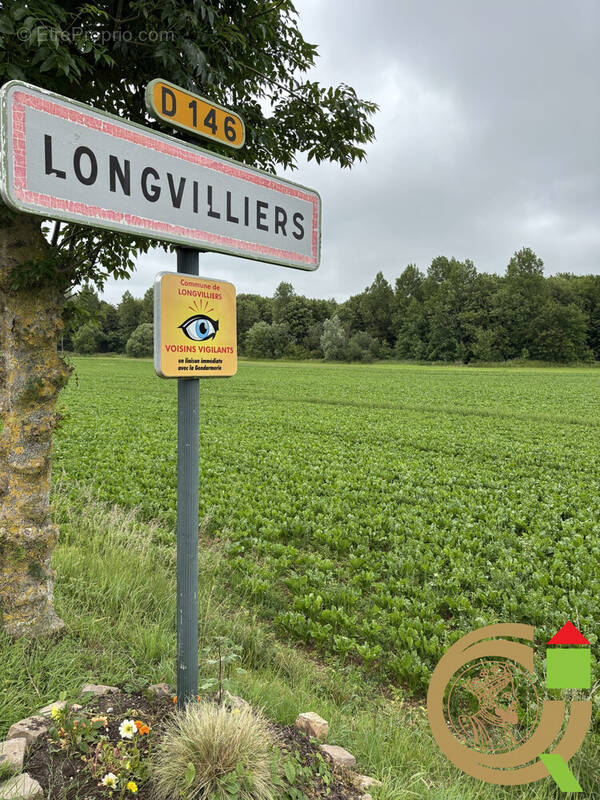 Terrain à LONGVILLIERS