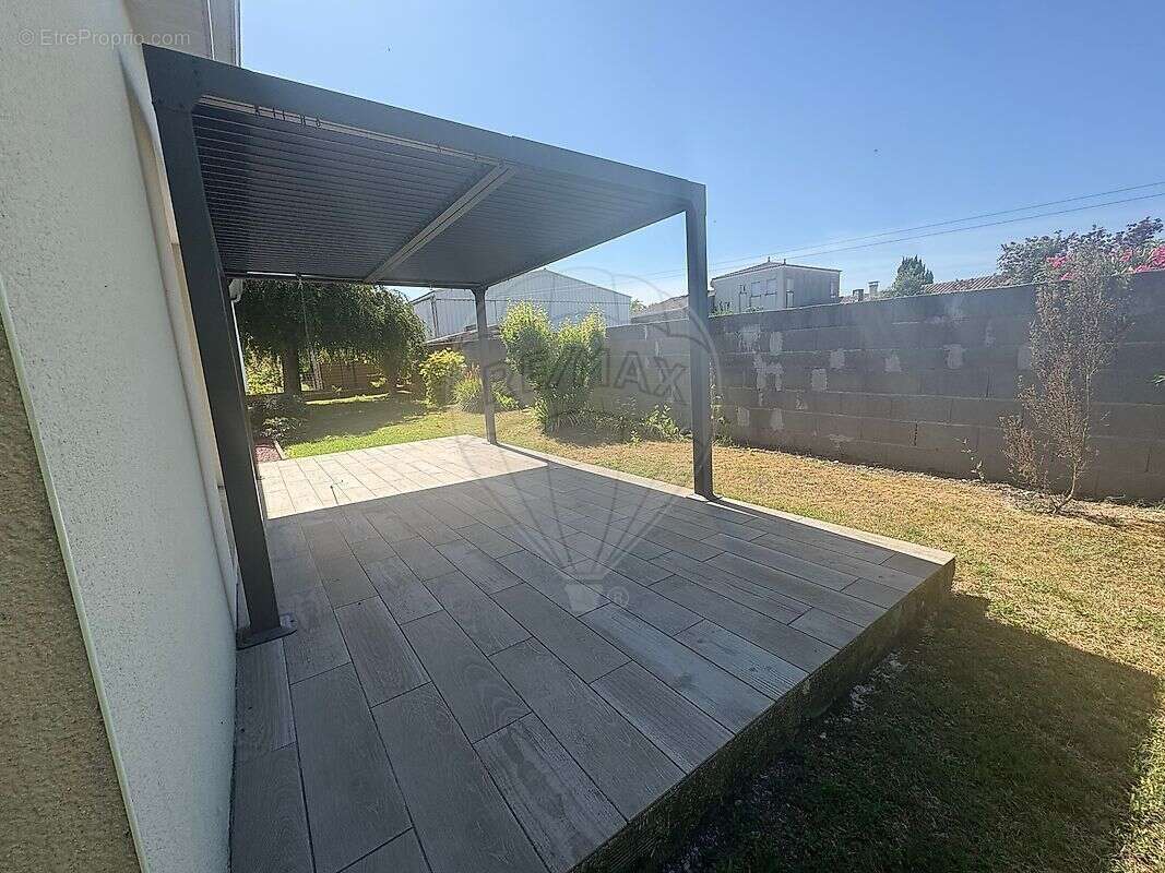 Maison à SAINT-GEORGES-DE-DIDONNE