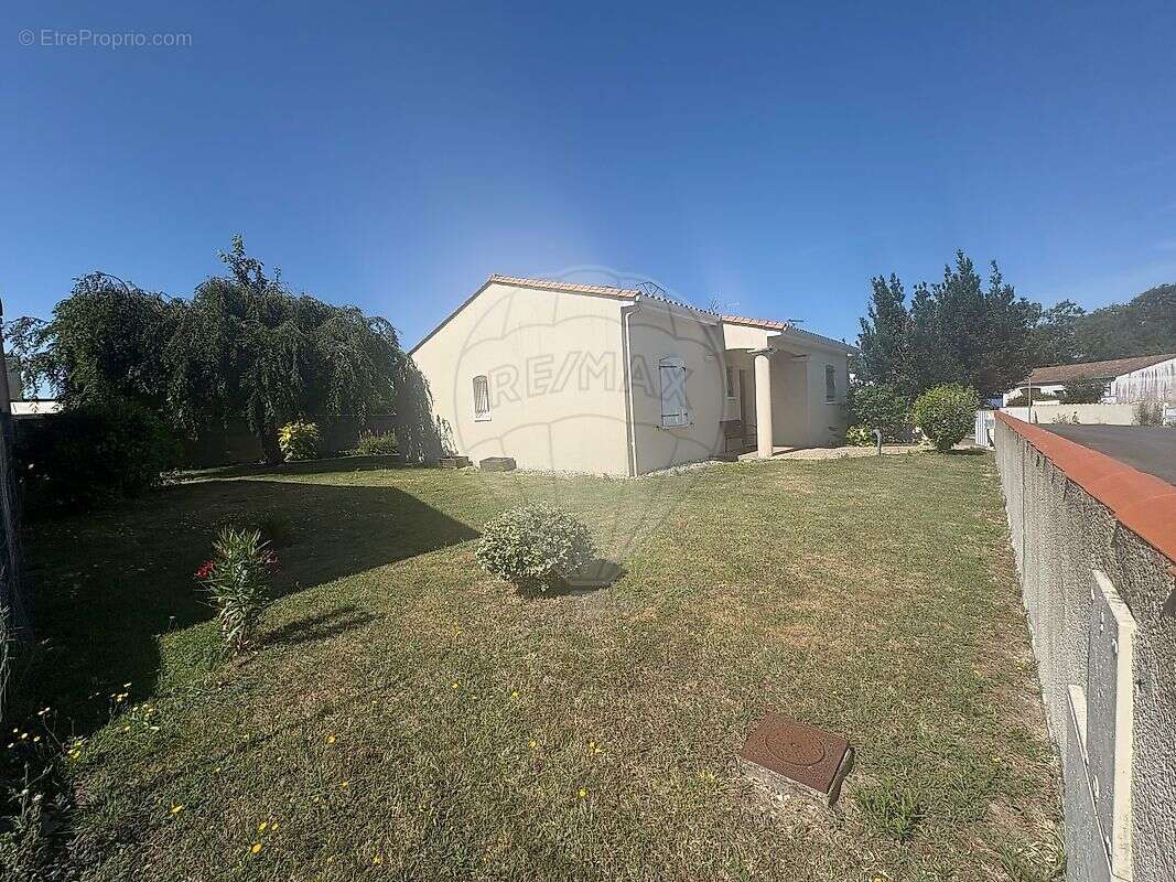 Maison à SAINT-GEORGES-DE-DIDONNE