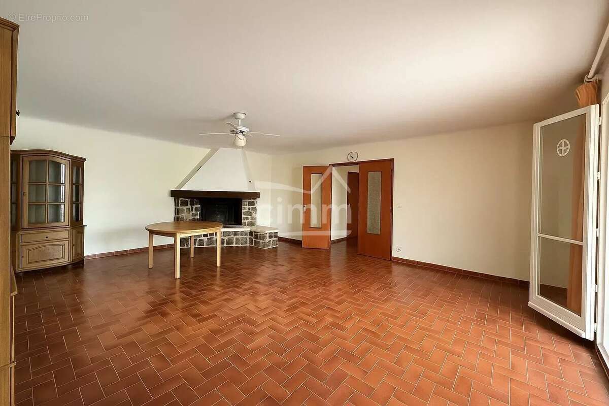 Maison à LA ROCHEGIRON