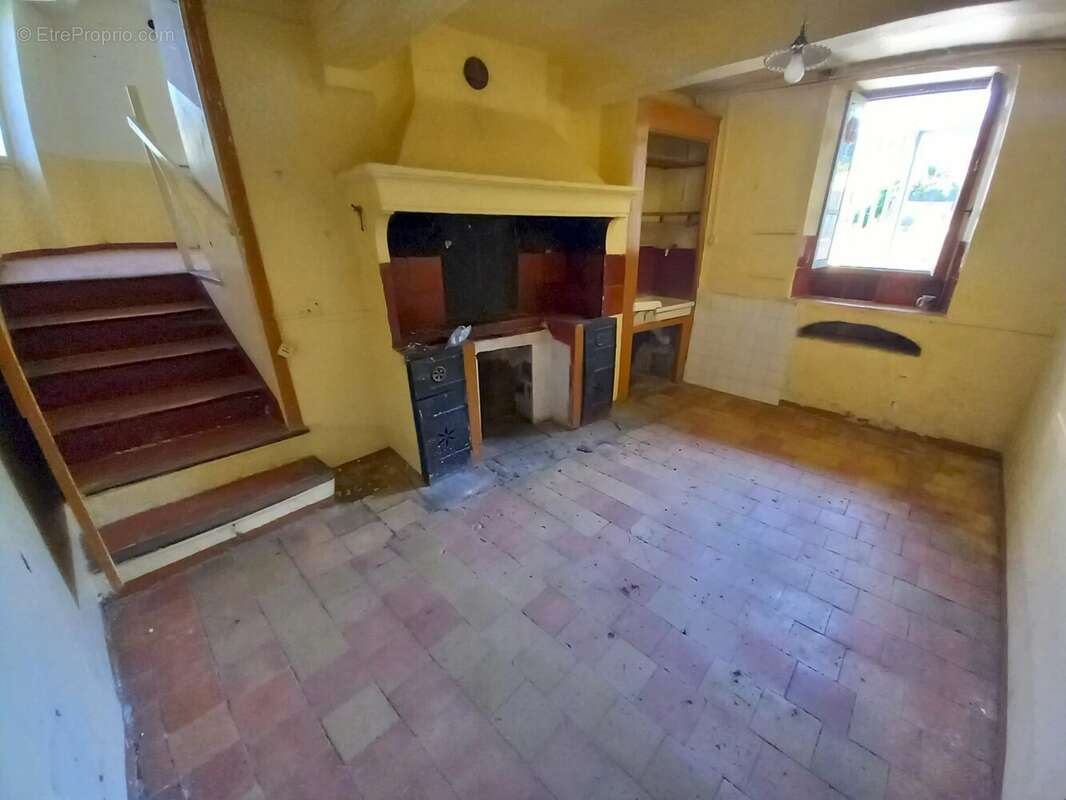 Appartement à ENTREVAUX