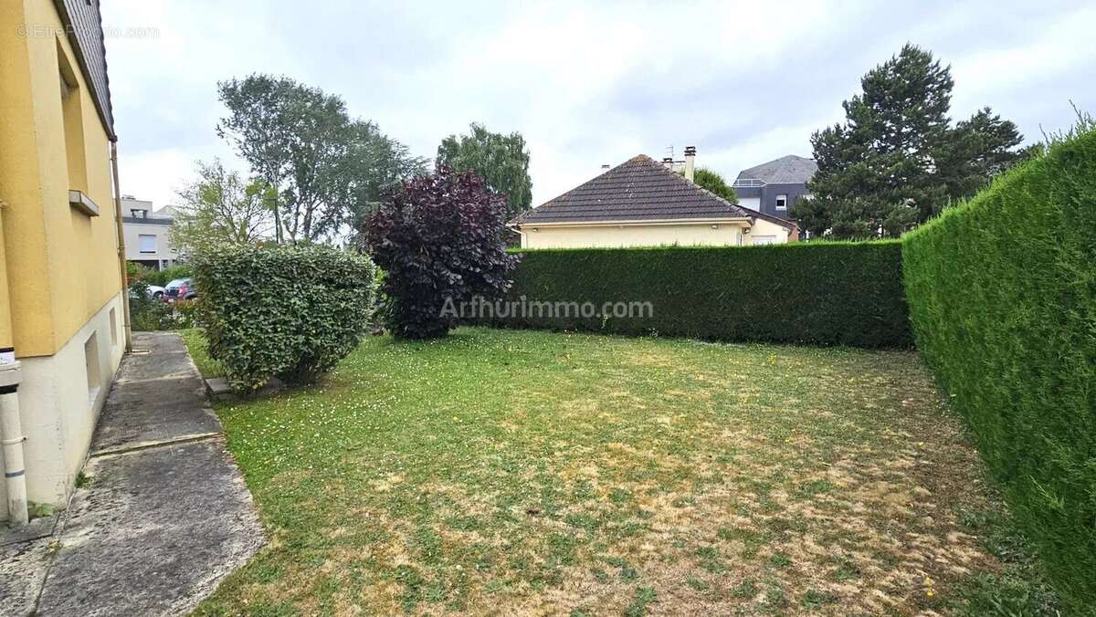 Maison à DEMOUVILLE