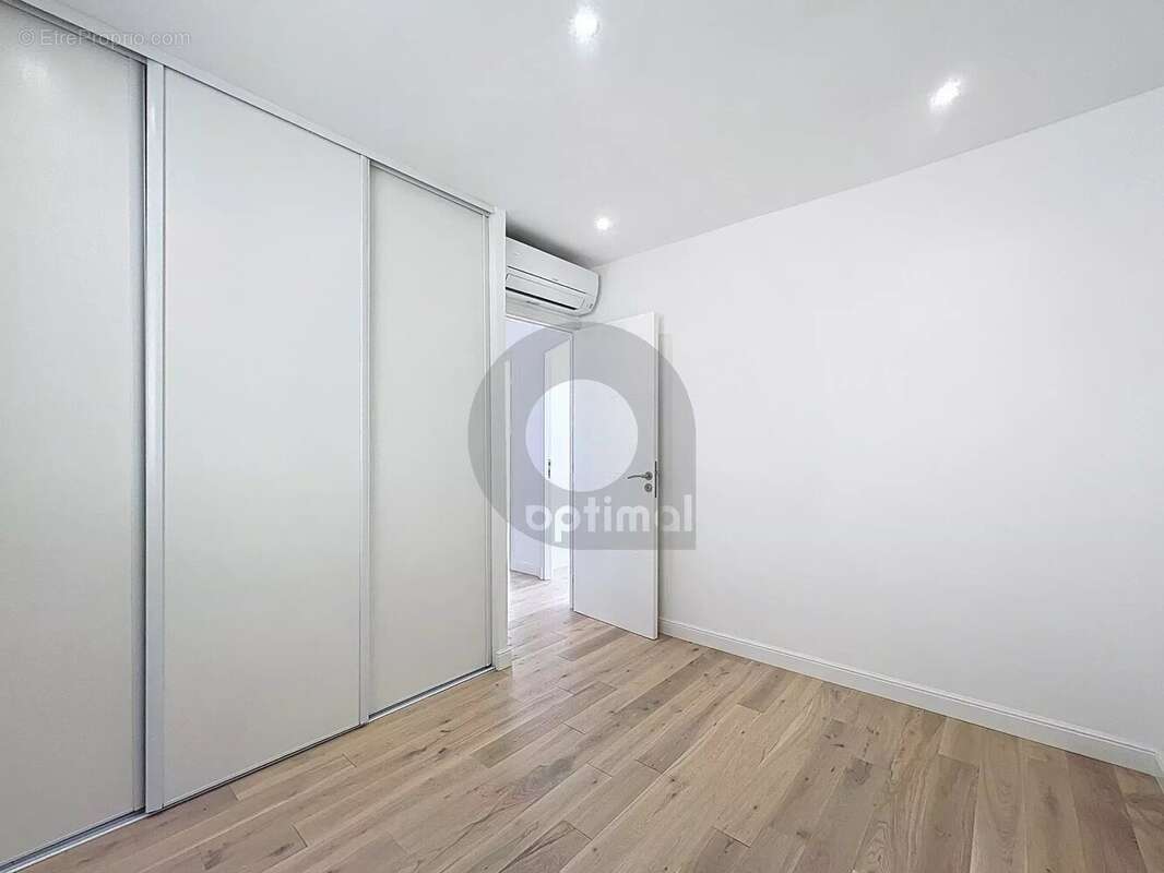 Appartement à ROQUEBRUNE-CAP-MARTIN