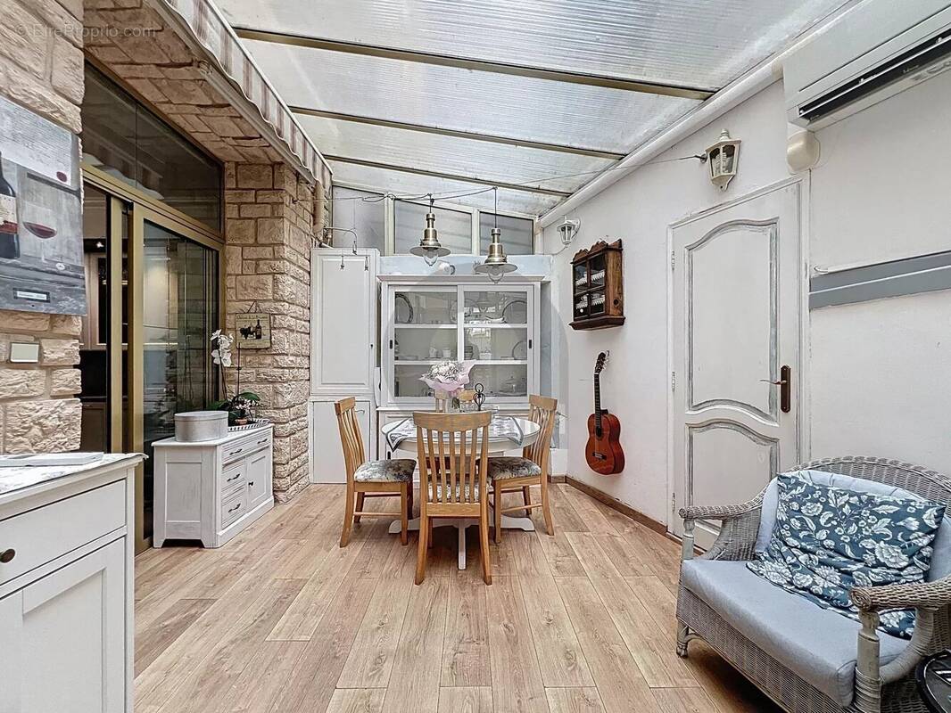 Appartement à MENTON