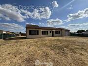 Maison de plain-pied, 97 m2 habitables, - Maison à INGRANDES