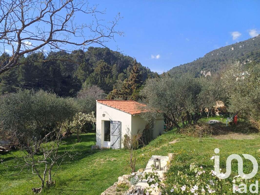 Photo 3 - Terrain à SIGNES