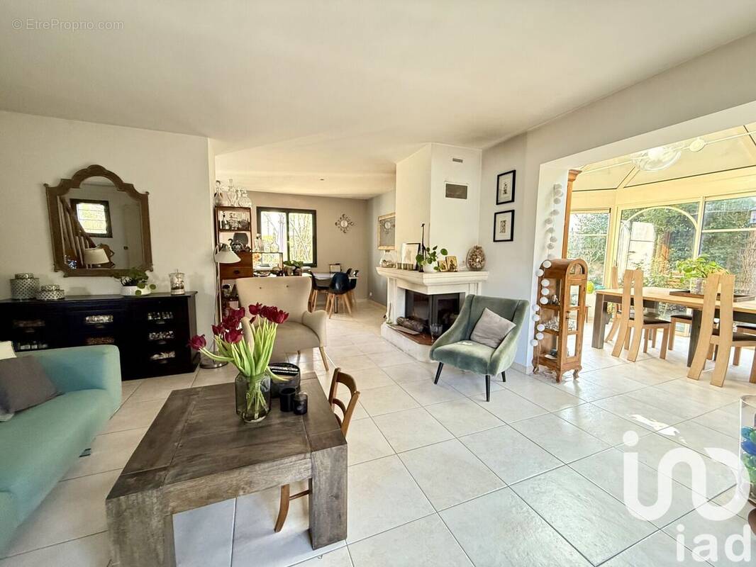 Photo 1 - Maison à SUCY-EN-BRIE