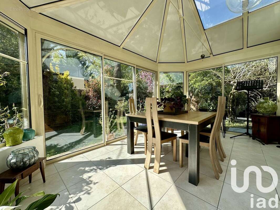 Photo 2 - Maison à SUCY-EN-BRIE