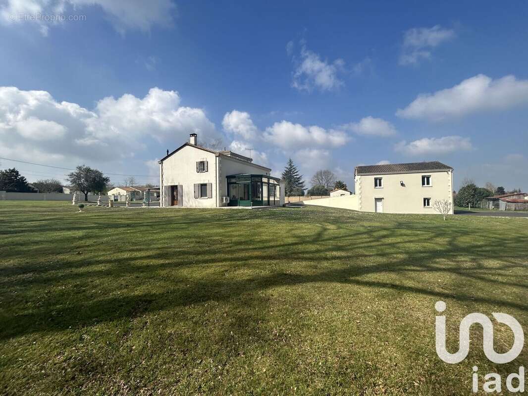 Photo 3 - Maison à MOUTHIERS-SUR-BOEME