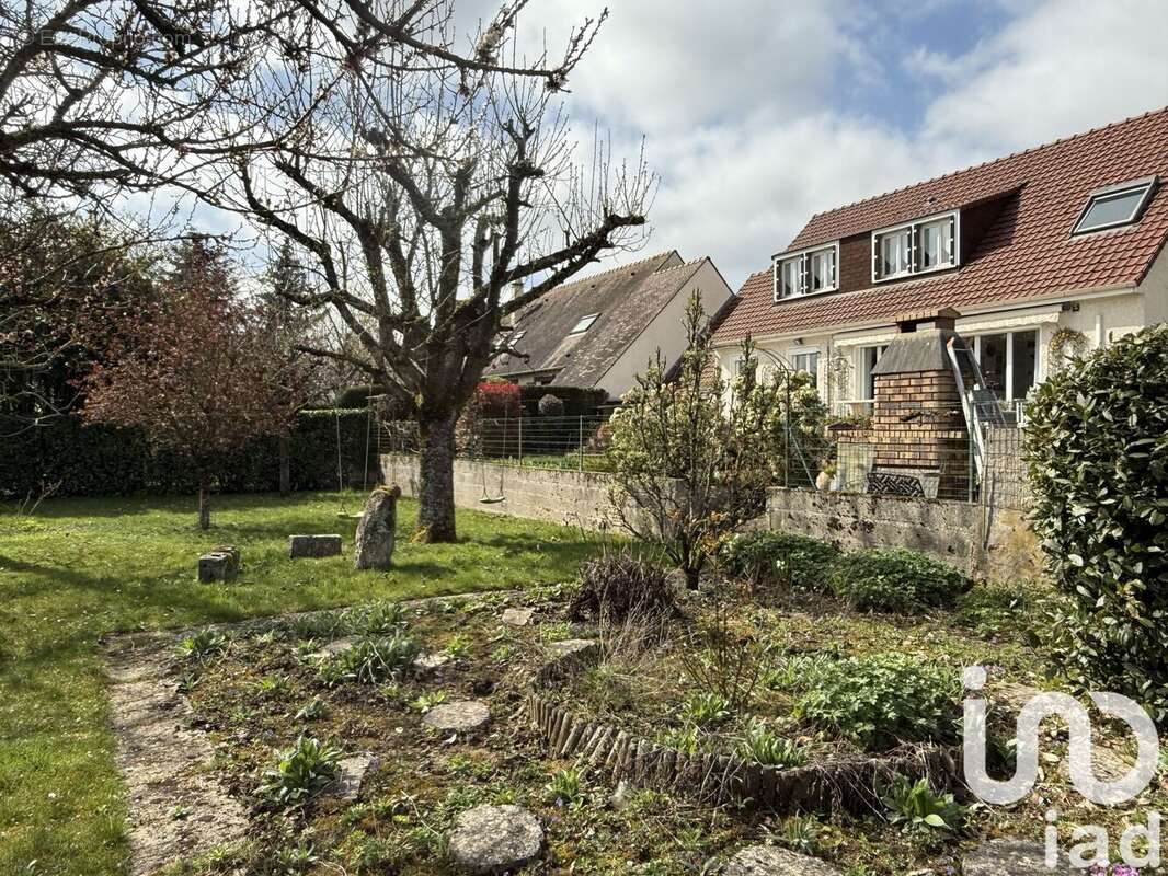 Photo 3 - Maison à MONTLHERY