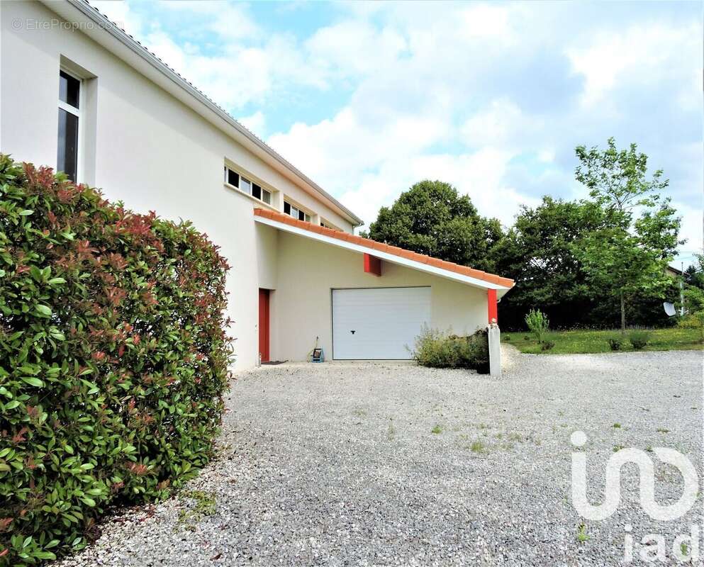 Photo 9 - Maison à ROUZEDE