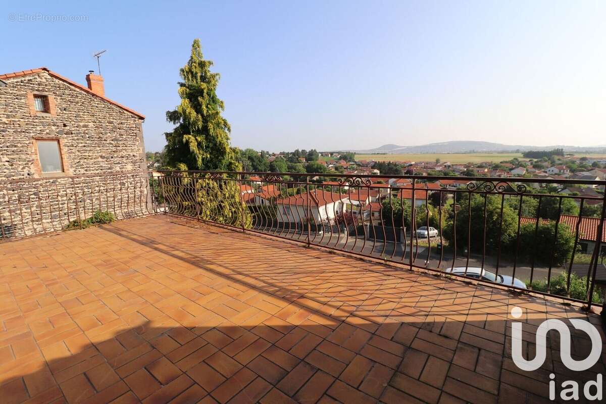 Photo 2 - Maison à ORCET