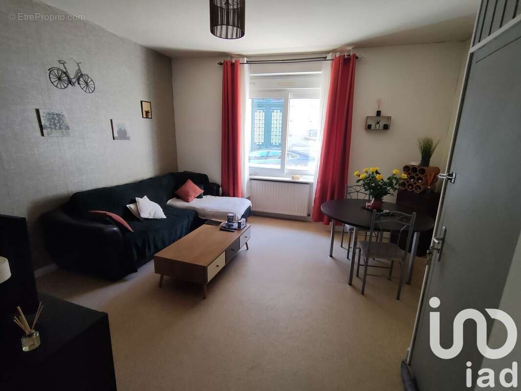 Photo 3 - Appartement à FOUGERES