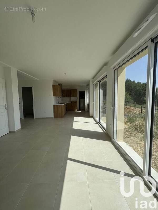 Photo 7 - Maison à MONDONVILLE-SAINT-JEAN