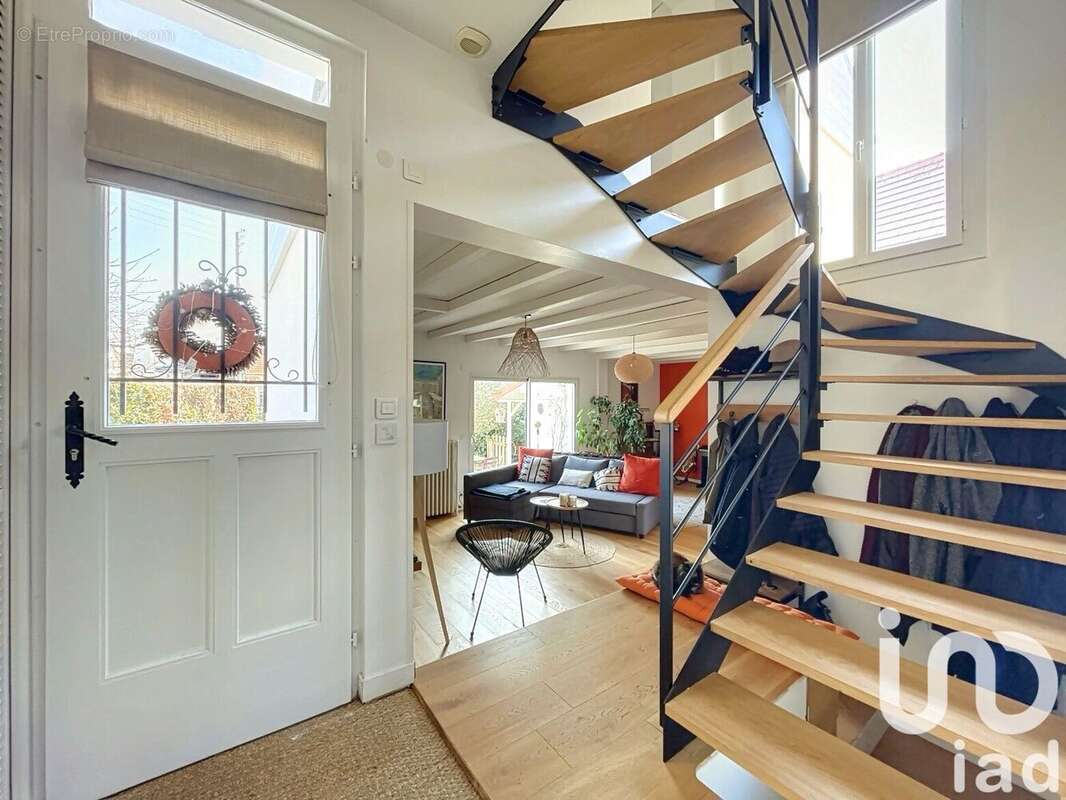 Photo 5 - Maison à SARTROUVILLE