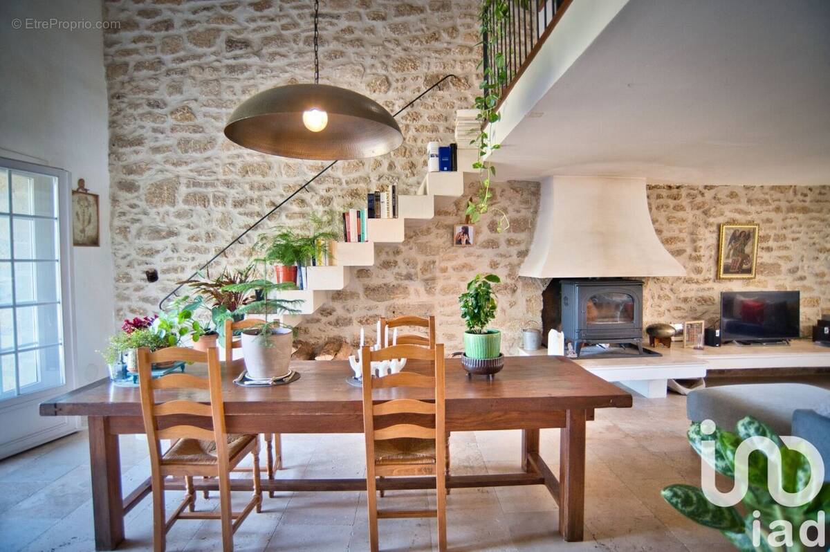 Photo 1 - Maison à SAINT-SIFFRET