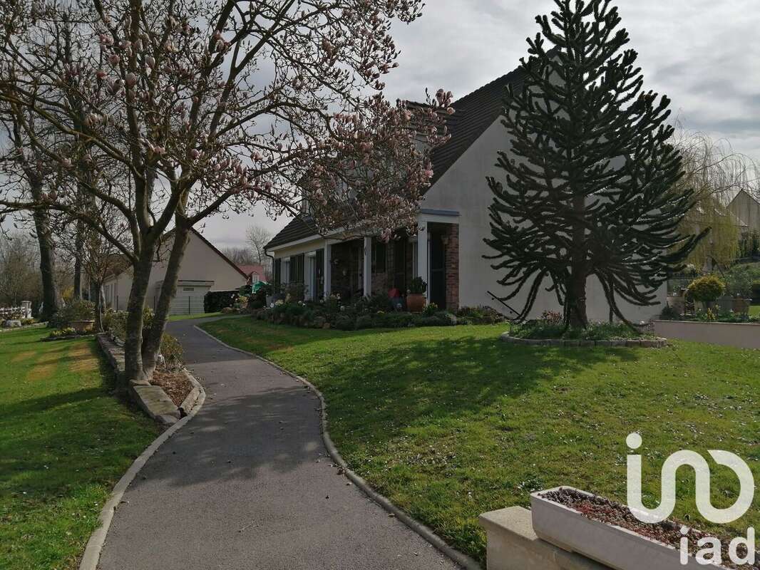 Photo 5 - Maison à LONGUEIL-ANNEL