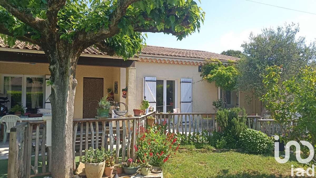 Photo 2 - Maison à CHATEAUNEUF-DU-RHONE