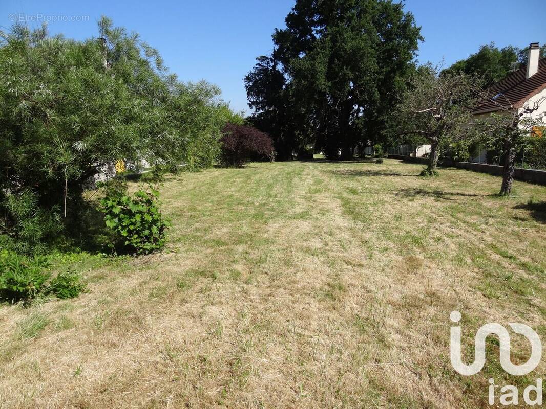 Photo 1 - Terrain à EVRY-GREGY-SUR-YERRE