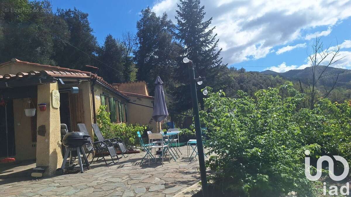 Photo 2 - Maison à MONTFERRER