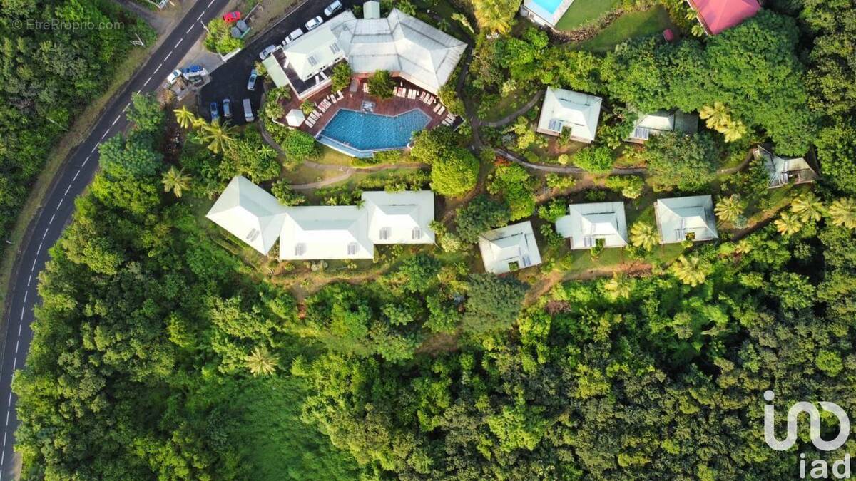 Photo 1 - Commerce à DESHAIES