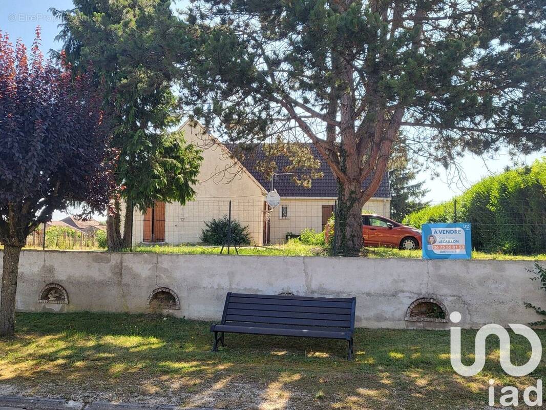 Photo 1 - Maison à SOULAINES-DHUYS